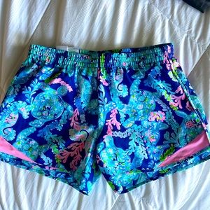 Lilly Pulitzer luxlectic shorts